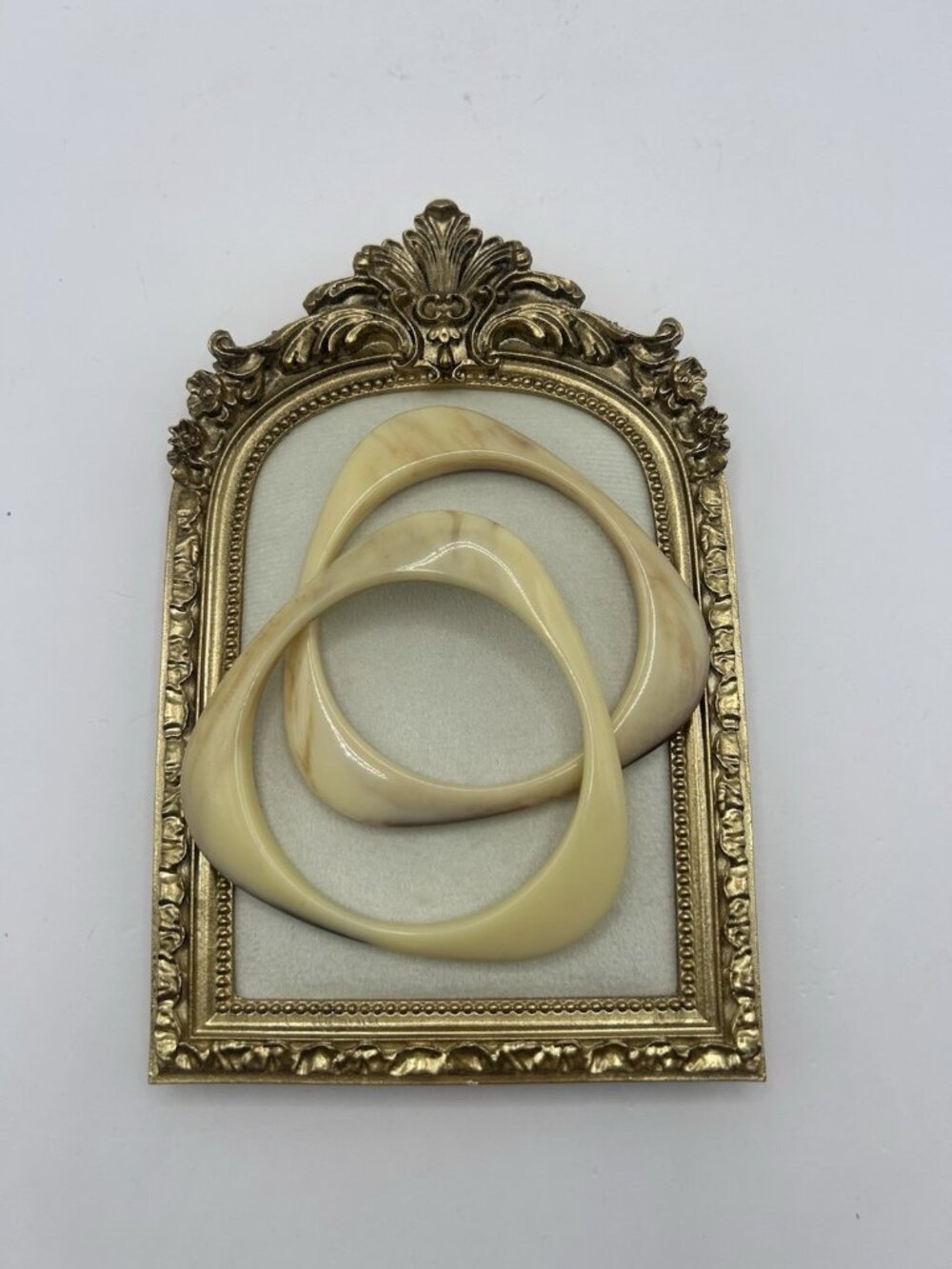 Marbled Cream Plastic Lucite Triangle Bangle Bracelets Set of 2 Vintage